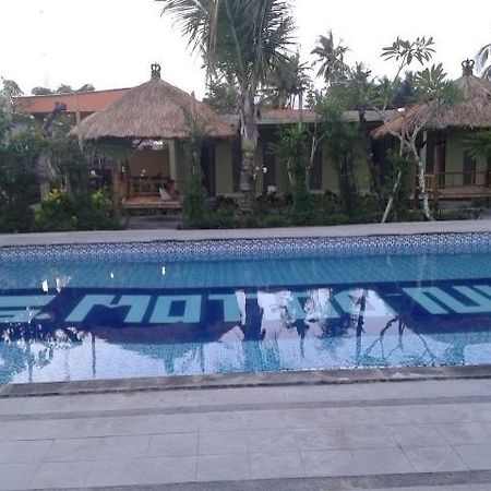 โรงแรมวีโก้ นูซาดูอา ภายนอก รูปภาพ